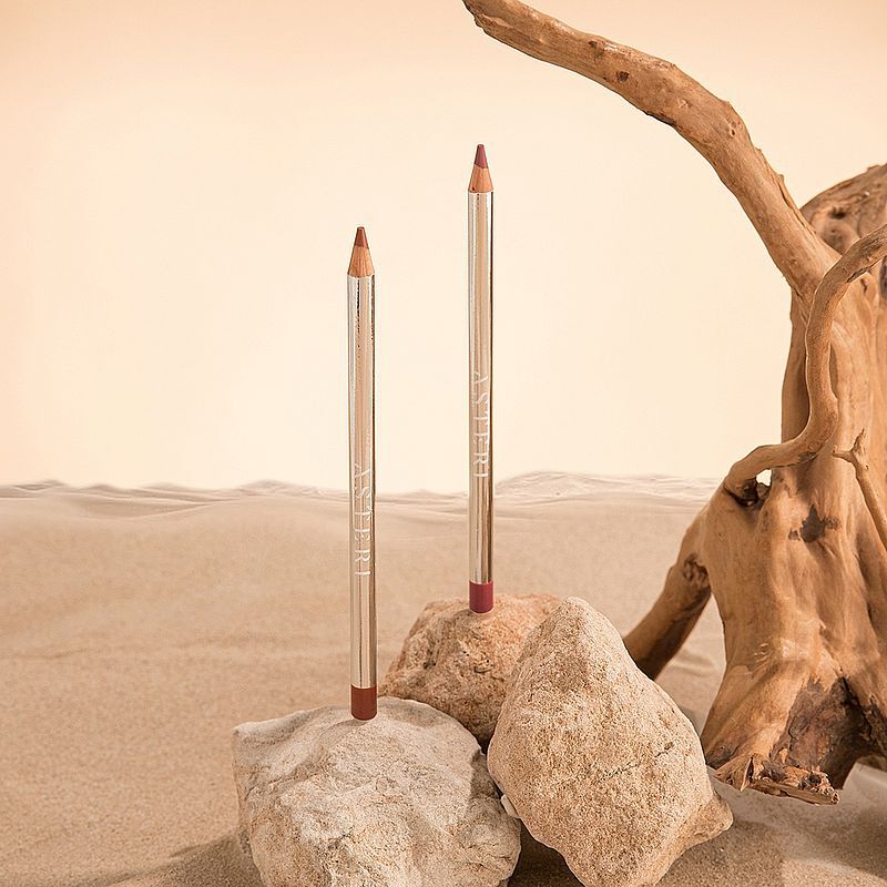 Universal Lip Liner