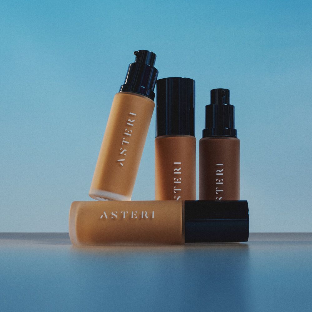 Aura Radiant Foundation