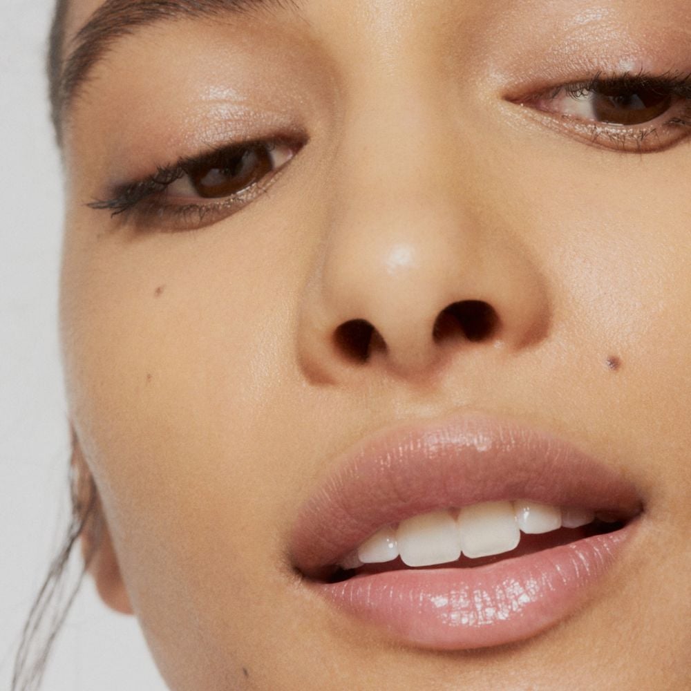 Aura Radiant Concealer